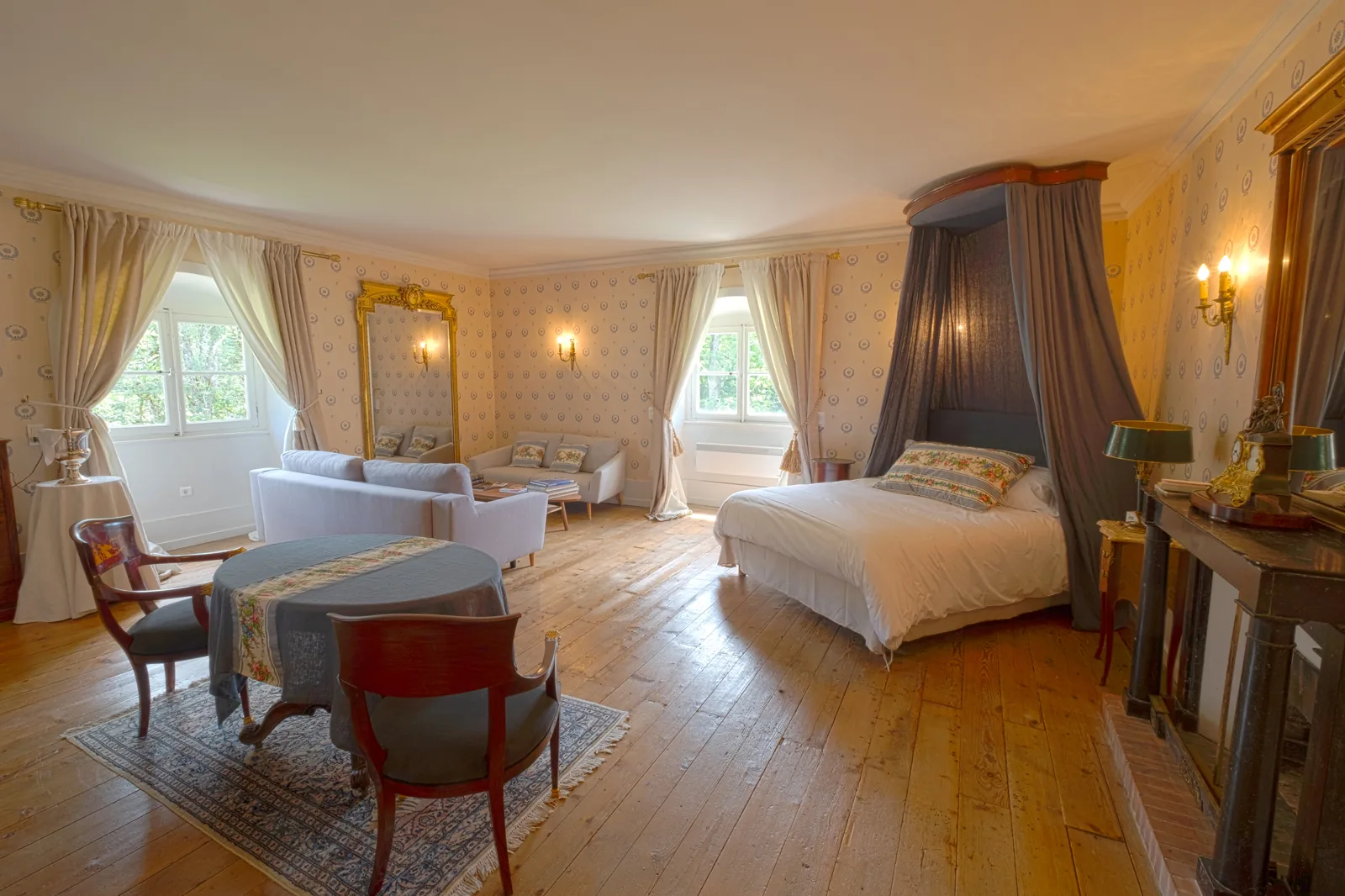 Chambre Eugénie — vue d'ensemble — Château de Syam — Villa Palladienne